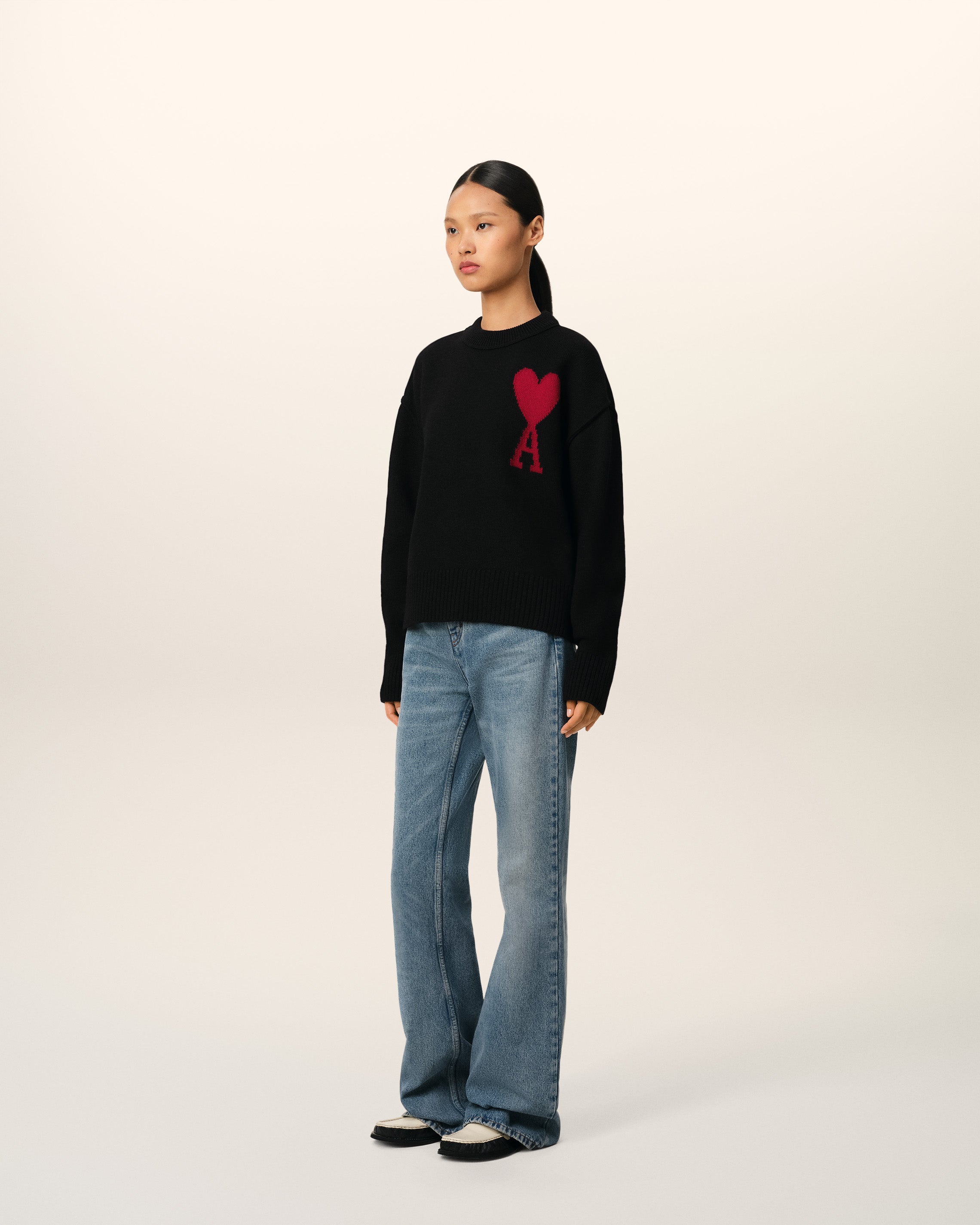 Pull Noir Ami de Coeur En Laine