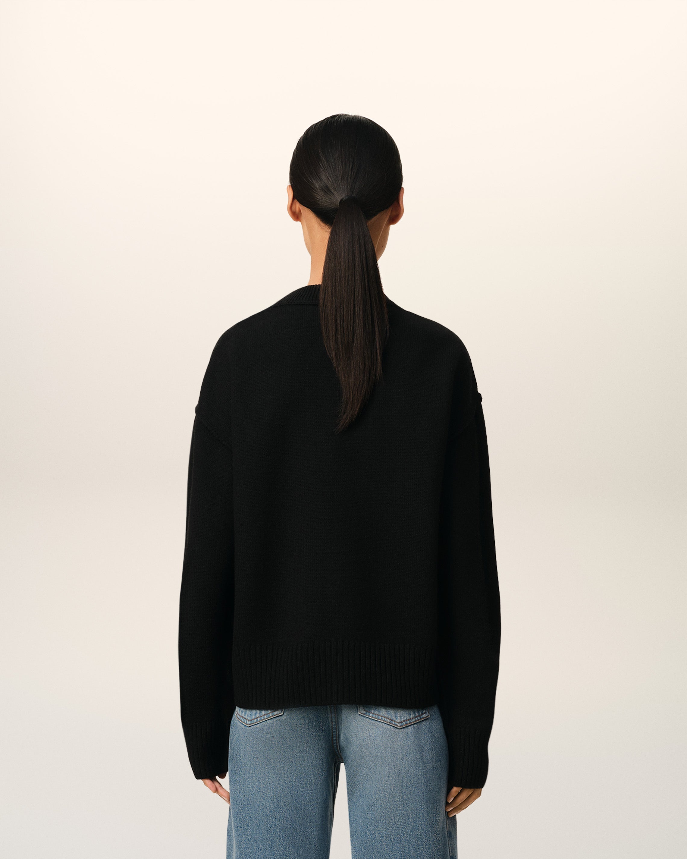Pull Noir Ami de Coeur En Laine