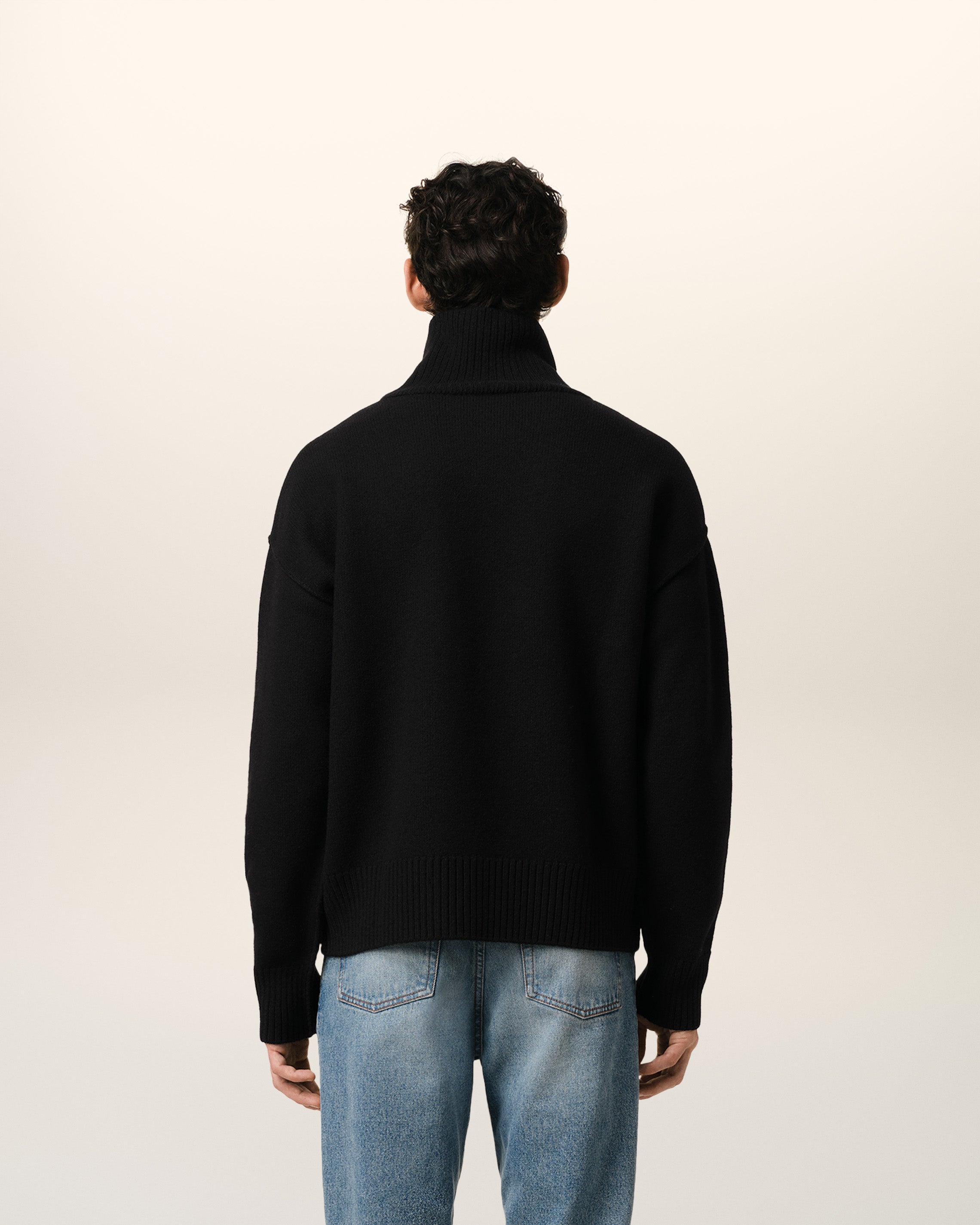 Pull Noir Ami de Coeur En Laine