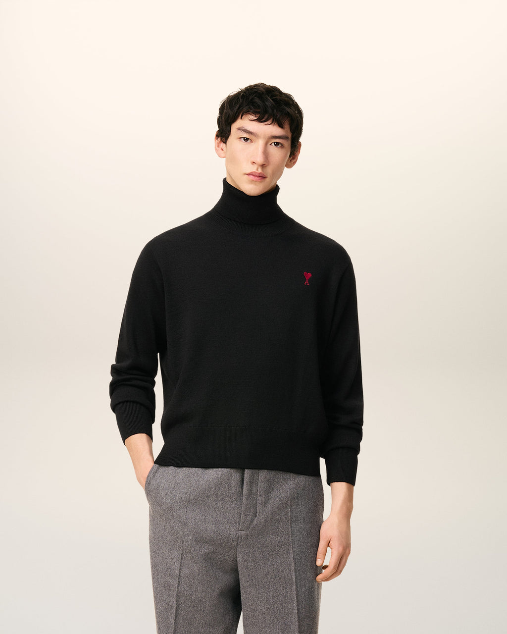 Pull Noir Col Roulé  Ami De Coeur En Laine
