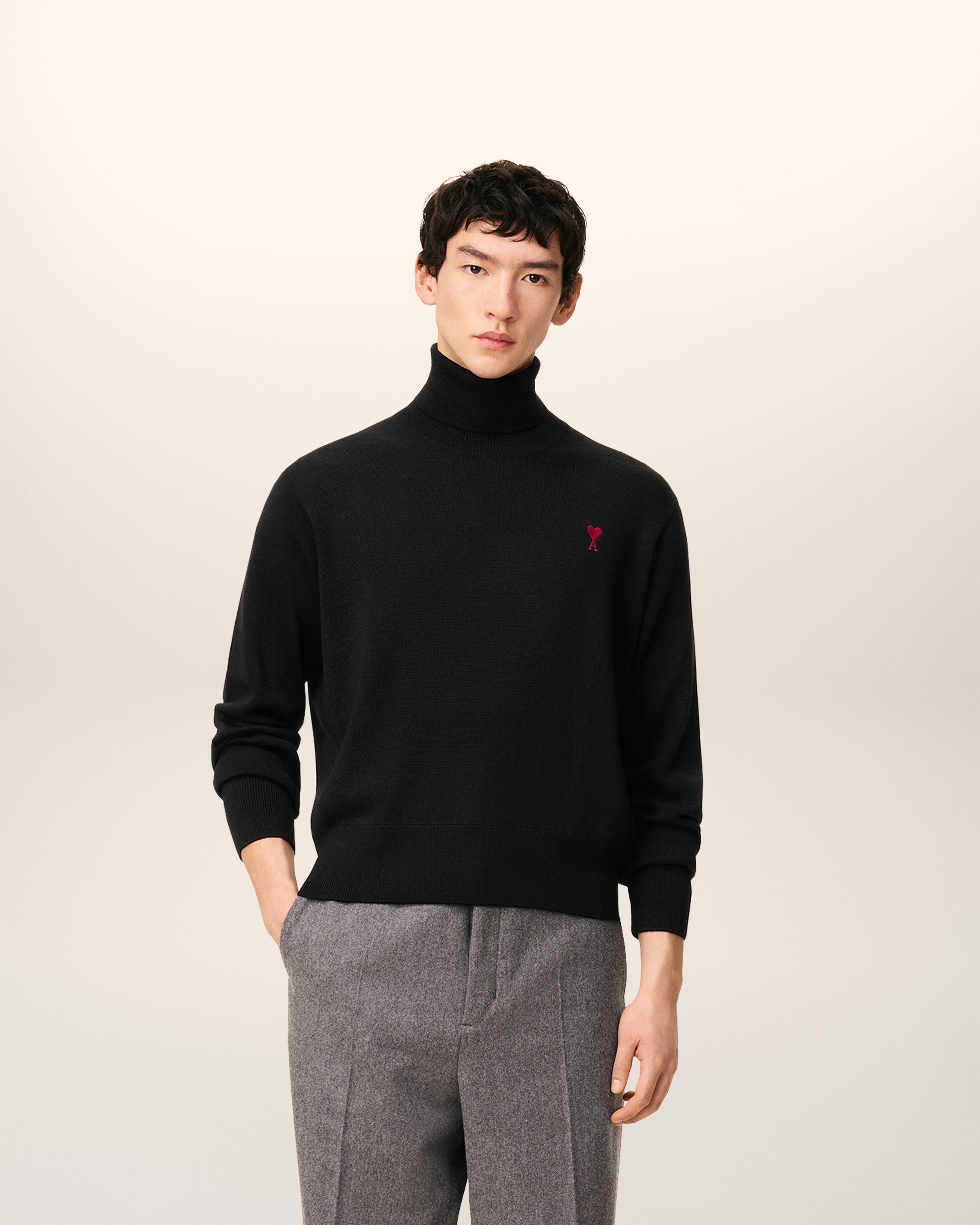 Pull Noir Col Roulé  Ami De Coeur En Laine