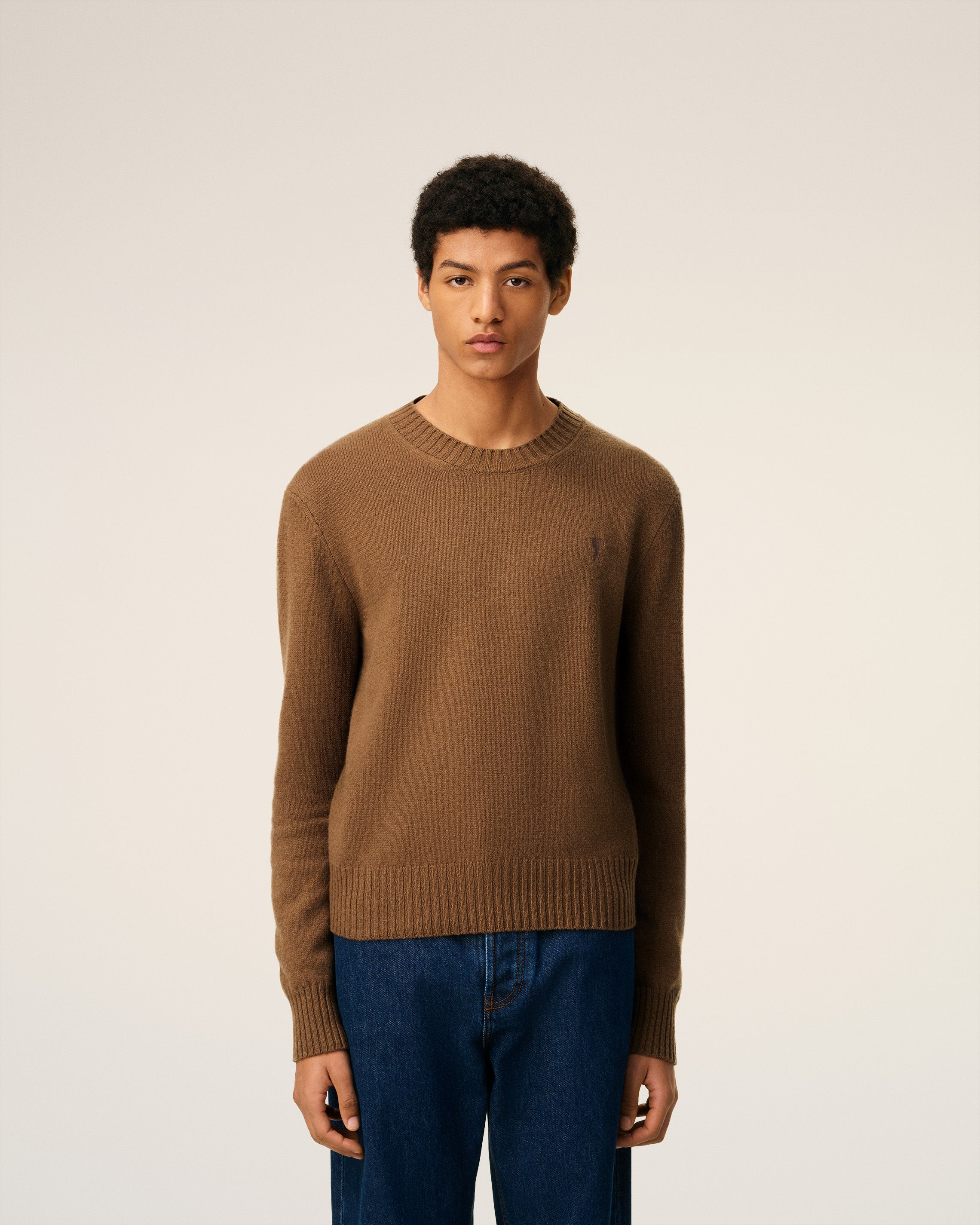 Pull Marron Col Rond Ami De Coeur En Cachemire