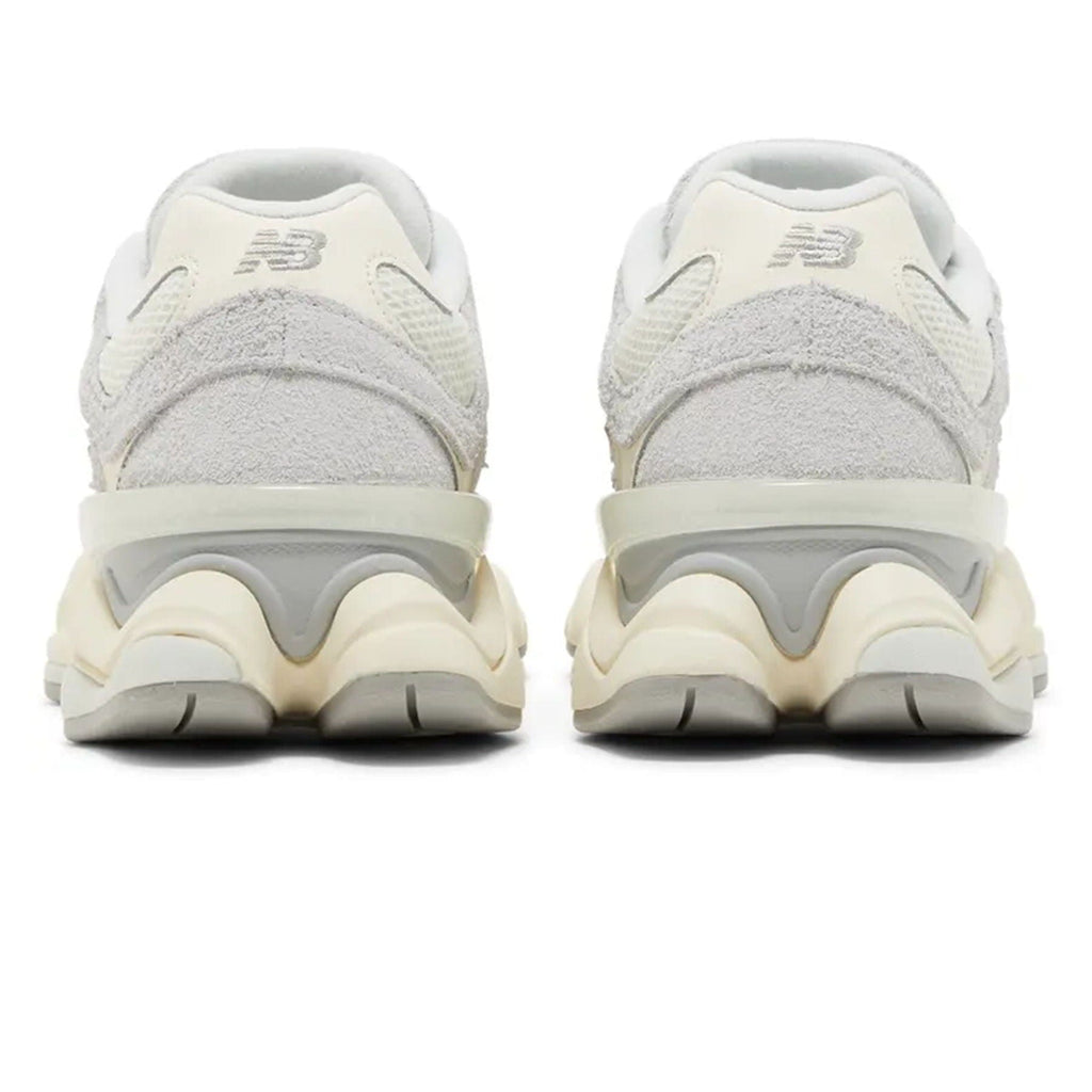 9060 'Quartz Grey'