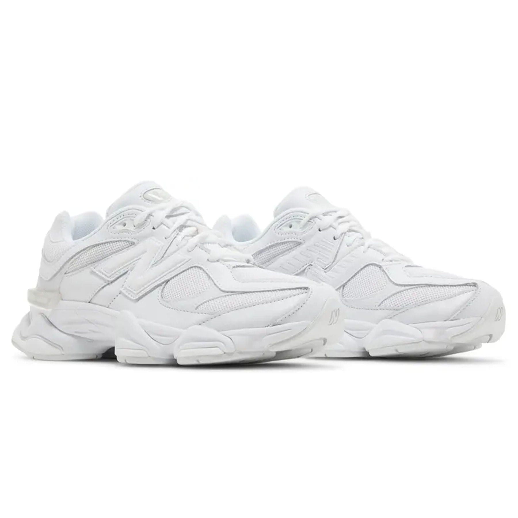 9060 'Triple White'