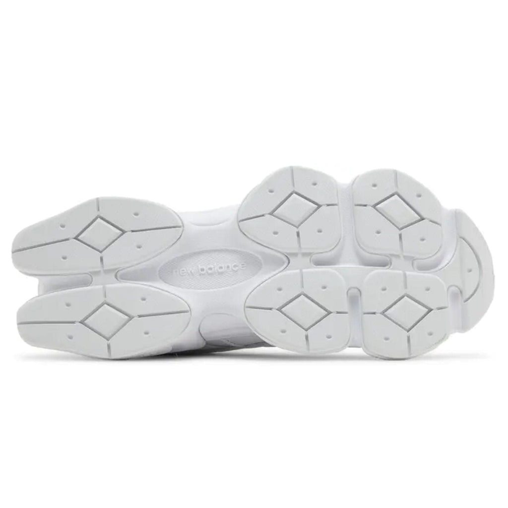 9060 'Triple White'