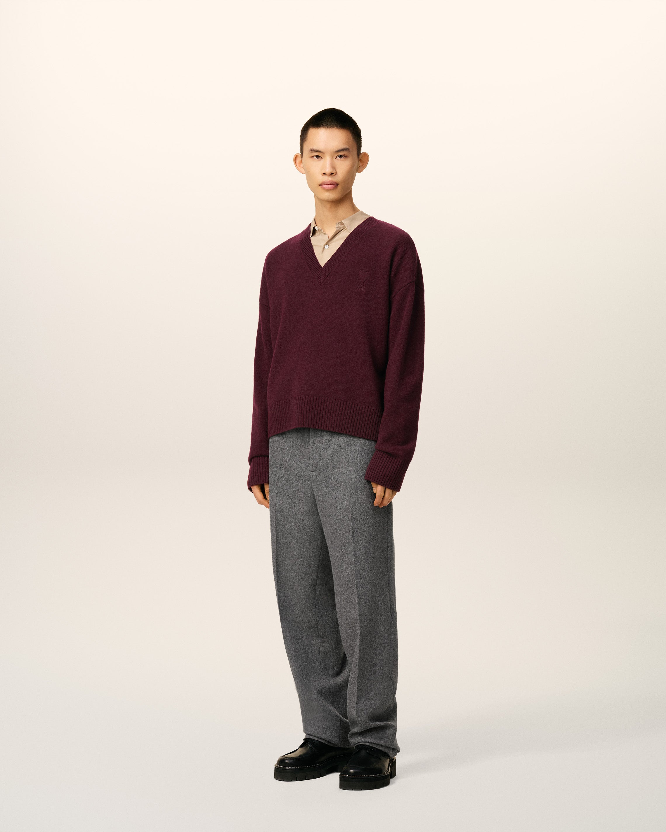 Pull Bordeaux Col V Ami De Coeur En Laine