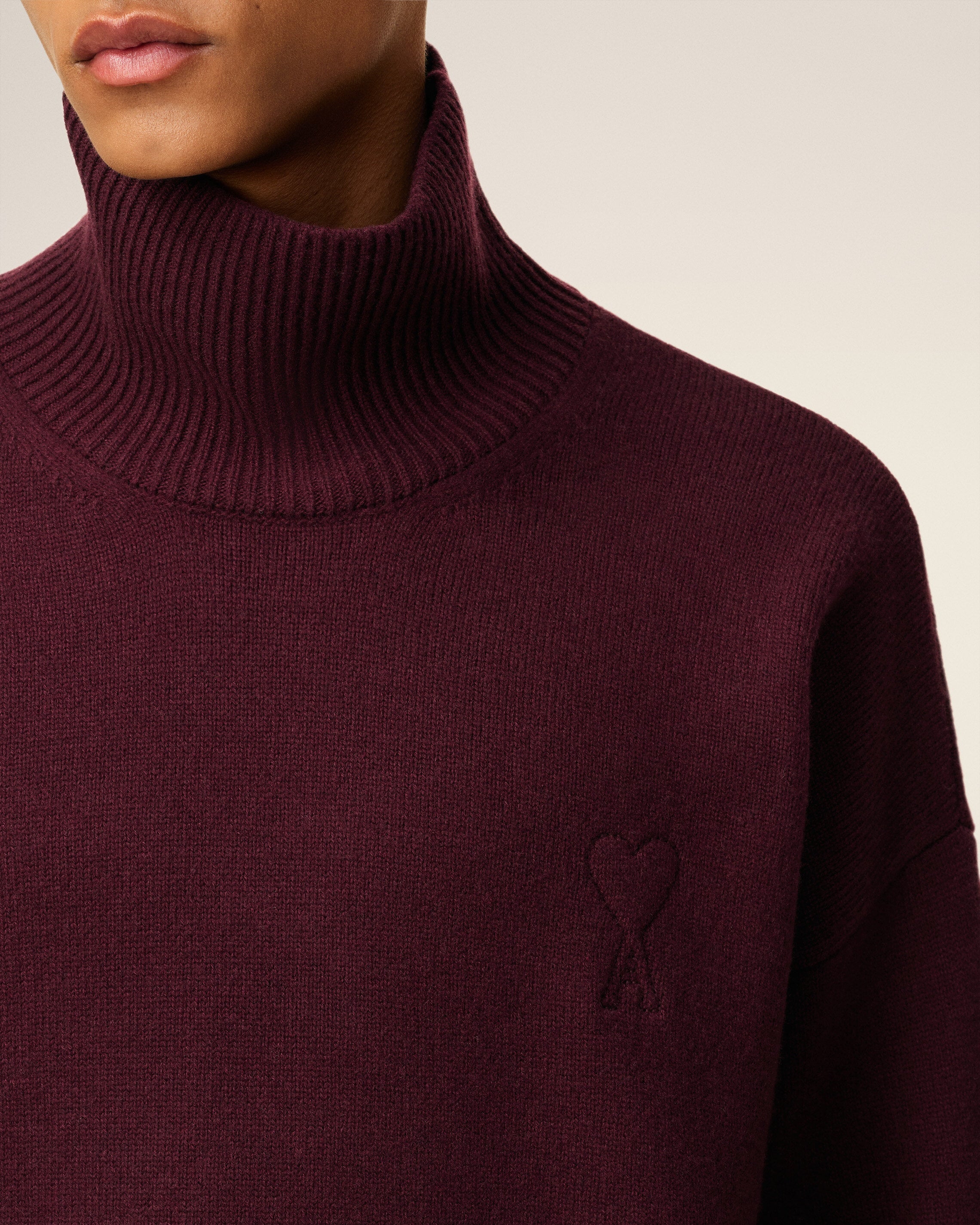 Pull Bordeaux Col Cheminée Ami De Coeur En Laine