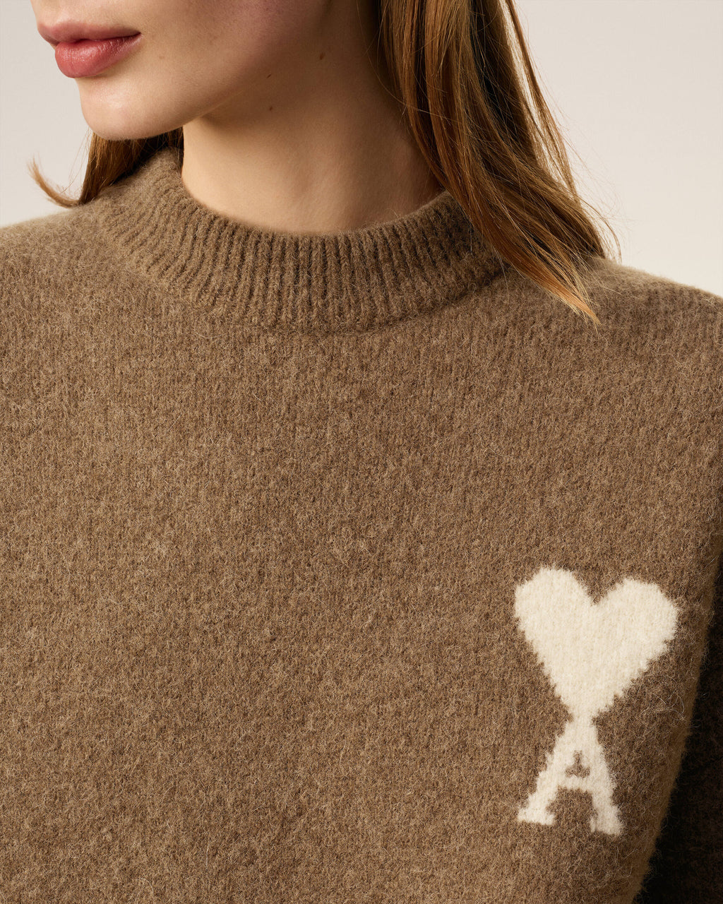 Pull Marron Col Rond Ami De Coeur En Alpaga
