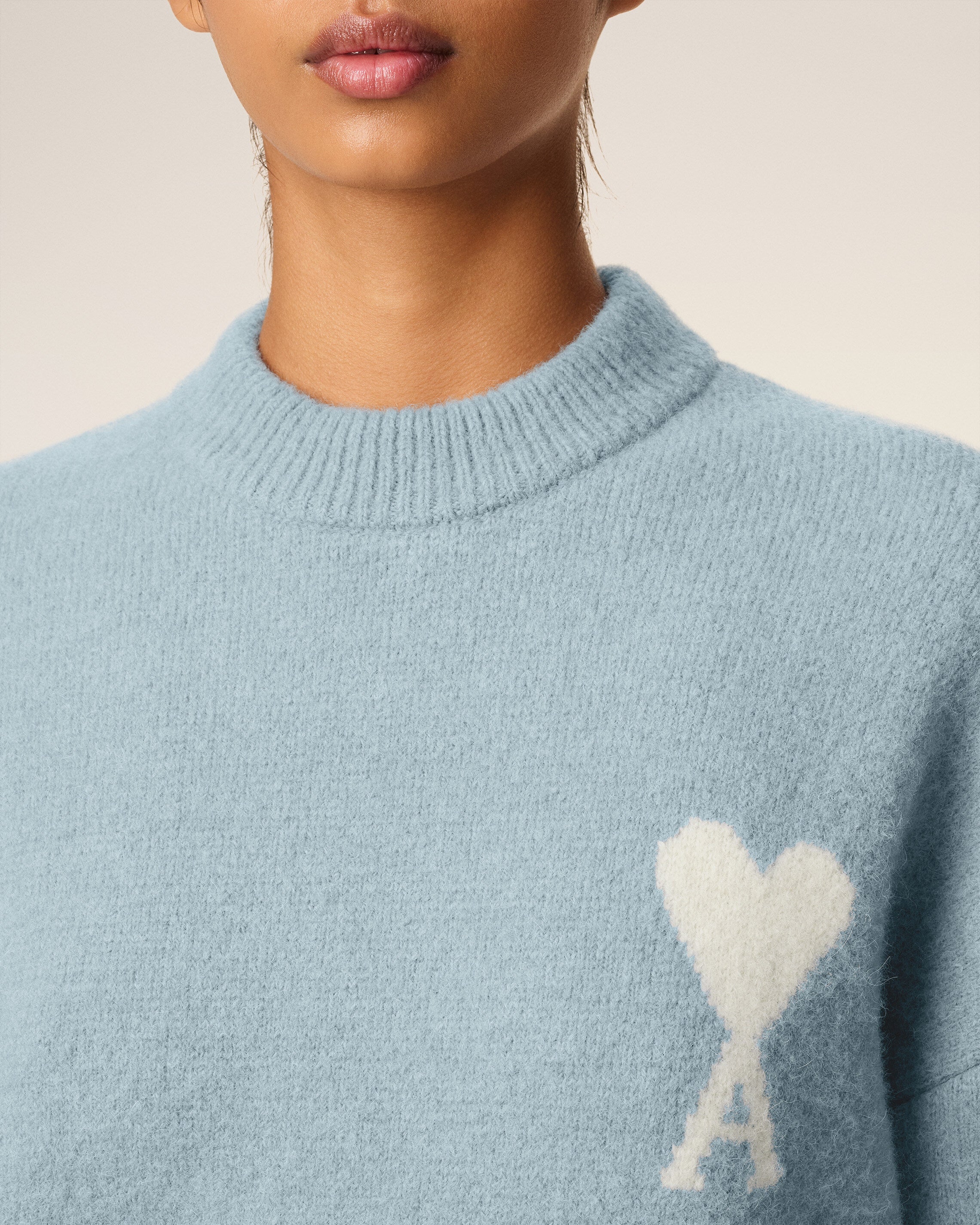 Pull Bleu Col Rond Ami De Coeur En Alpaga