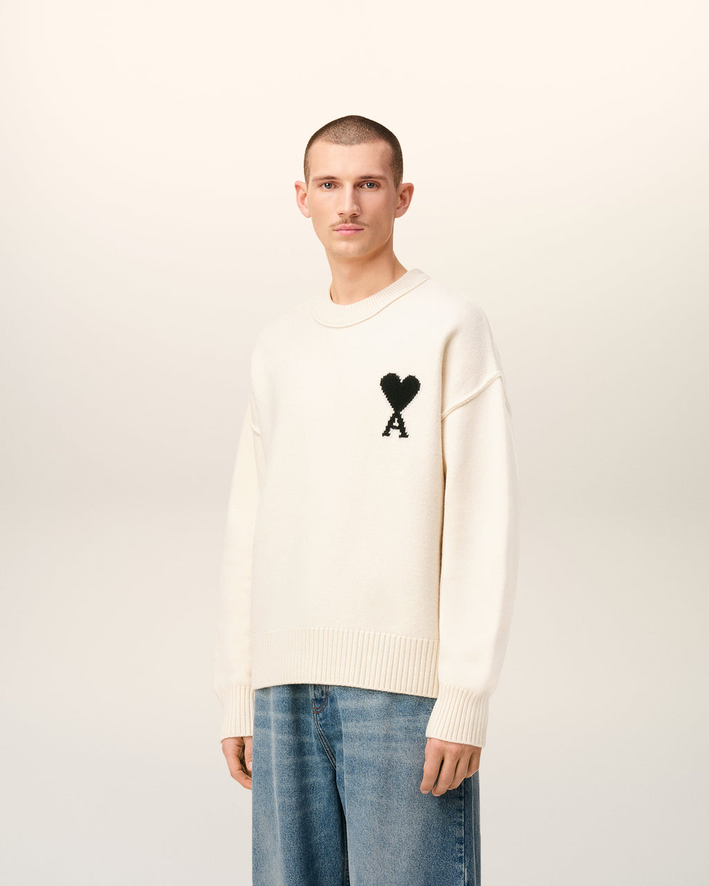Pull Blanc Col Rond Ami De Coeur En Laine