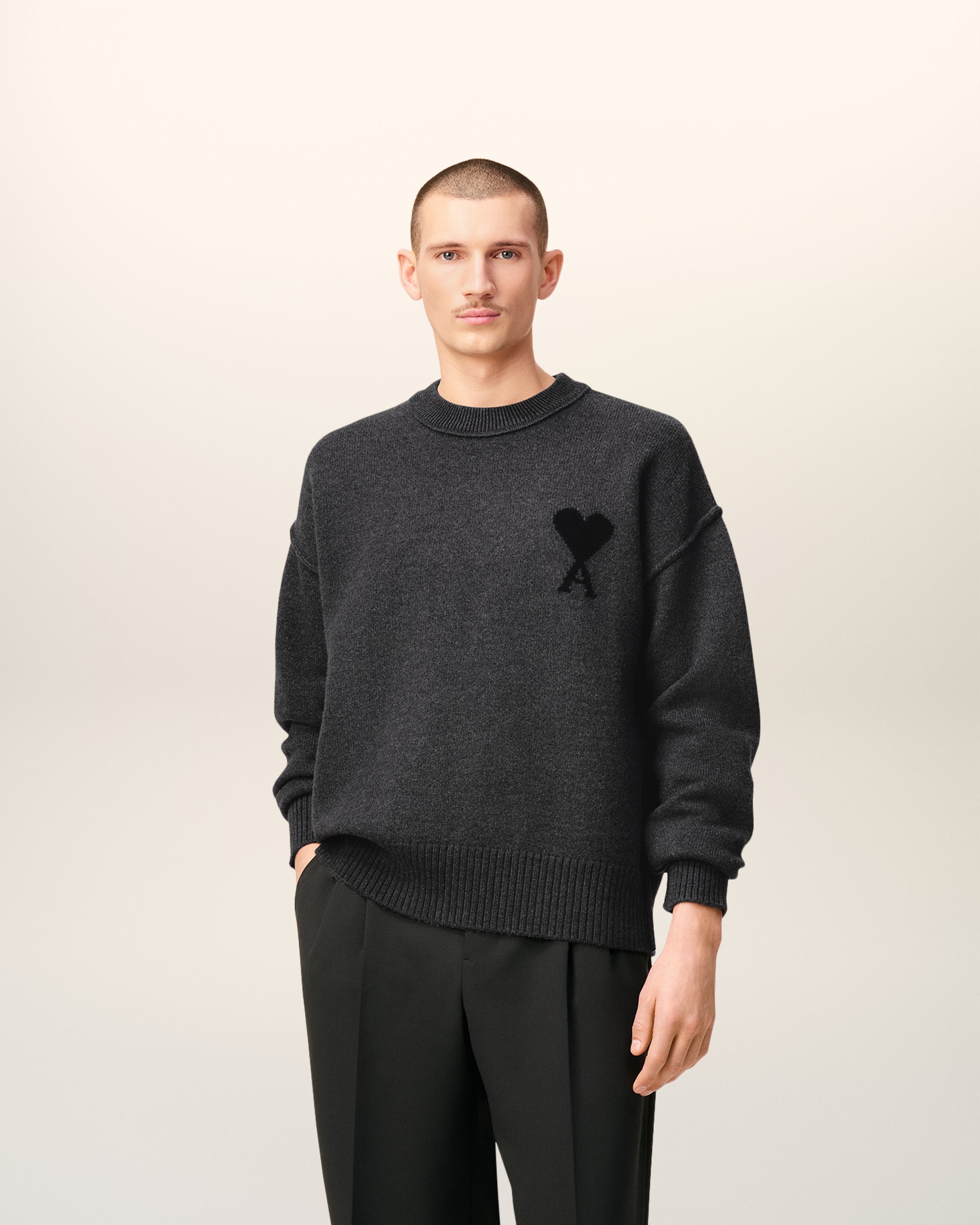 Pull Gris Col Rond Ami De Coeur En Laine