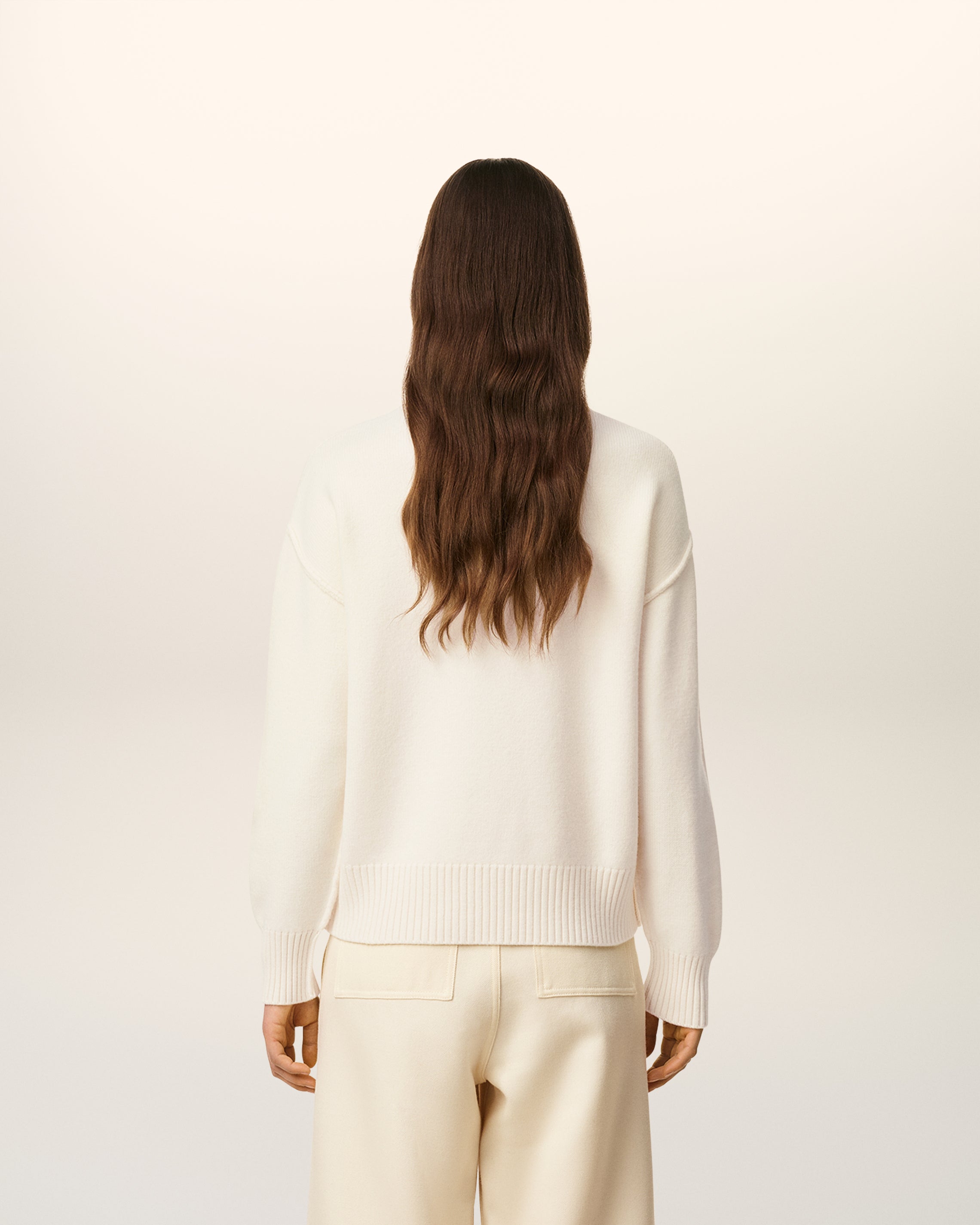 Pull Blanc Col Rond Ami De Coeur En Laine