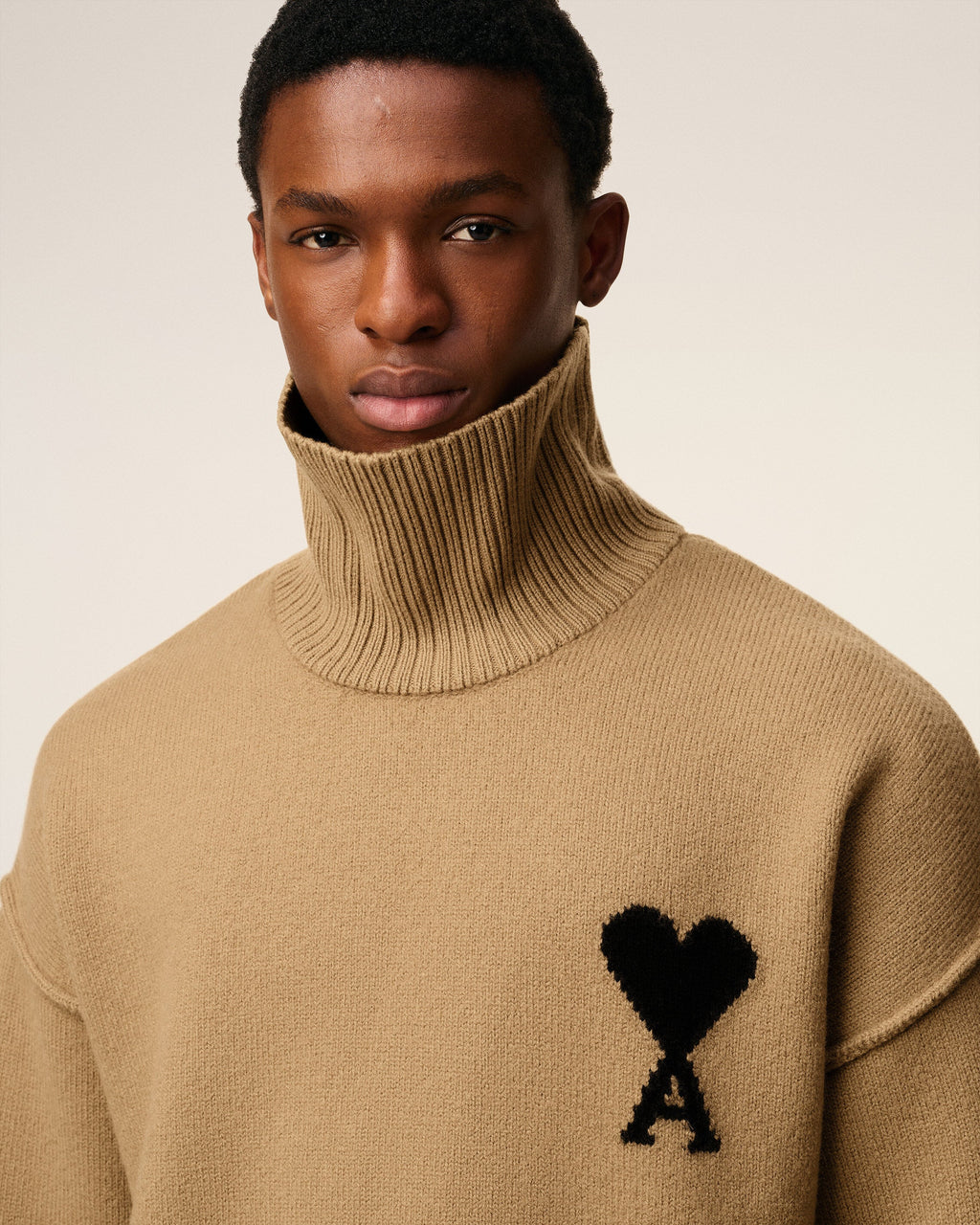 Pull Marron Col Cheminée Ami De Coeur En Laine